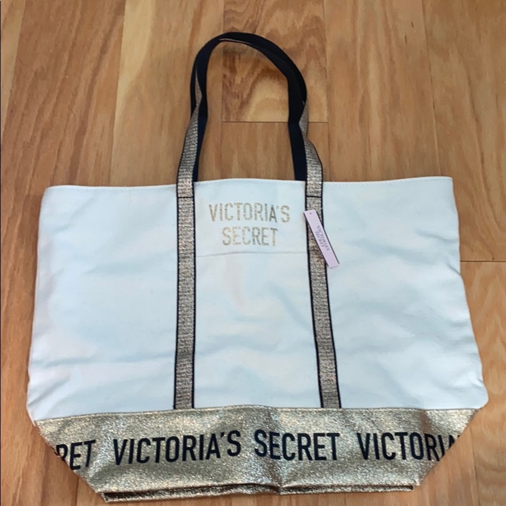 NWT Victoria’s Secret Glitter Tote